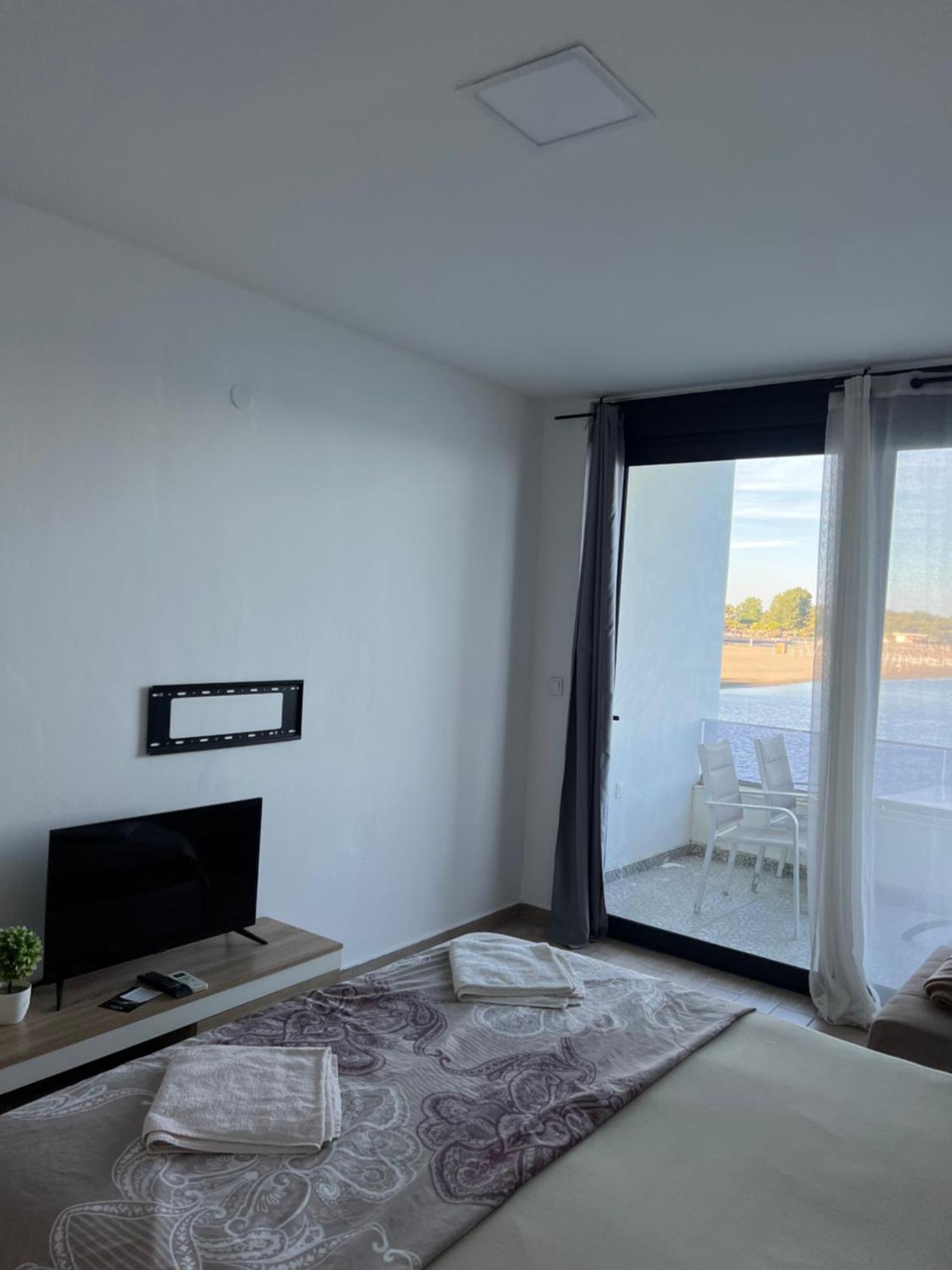 Sea Star Apartments Ulcinj Bagian luar foto