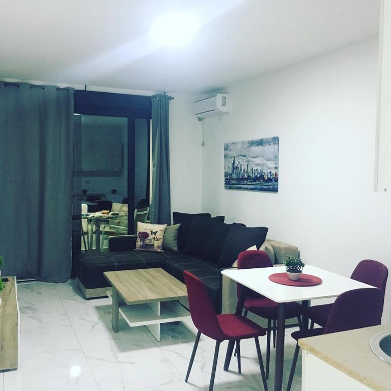Sea Star Apartments Ulcinj Bagian luar foto