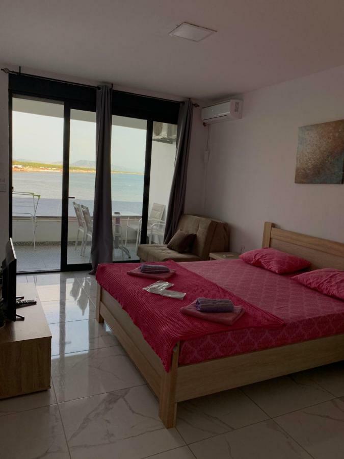 Sea Star Apartments Ulcinj Bagian luar foto